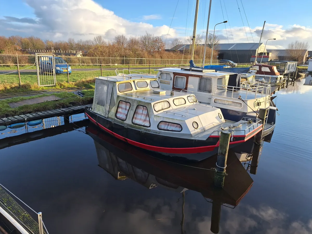 Staal Motorboot Schouw 685
