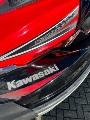 Polyester Jetski Kawasaki Ultra 260X Foto 6