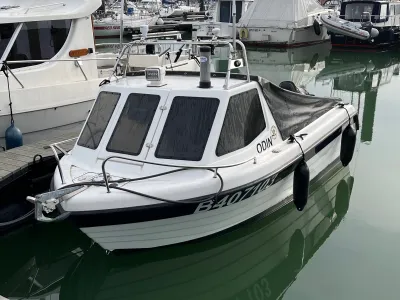 Polyester Console boat Warrior 175 Photo 2