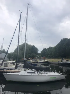 Polyester Segelboot  80 Plus Foto 3