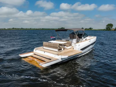 Polyester Speedboot Fiart Seawalker 35 Foto 16