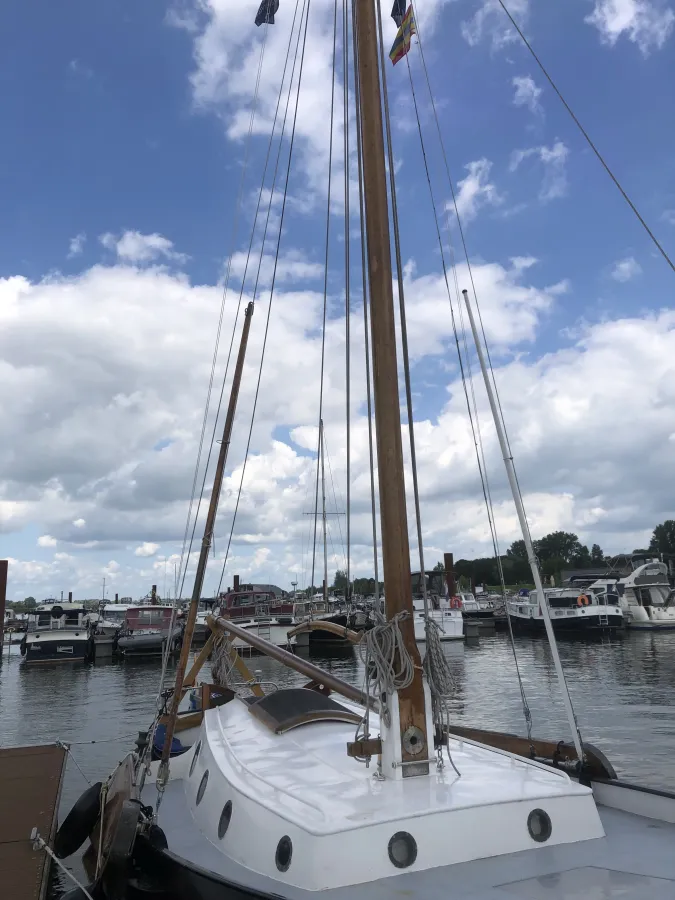 Acier Voilier Vermolen Zeeschouw