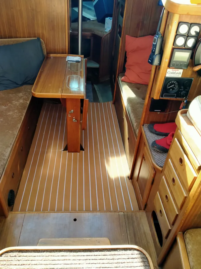 Polyester Sailboat Degero 850 ms