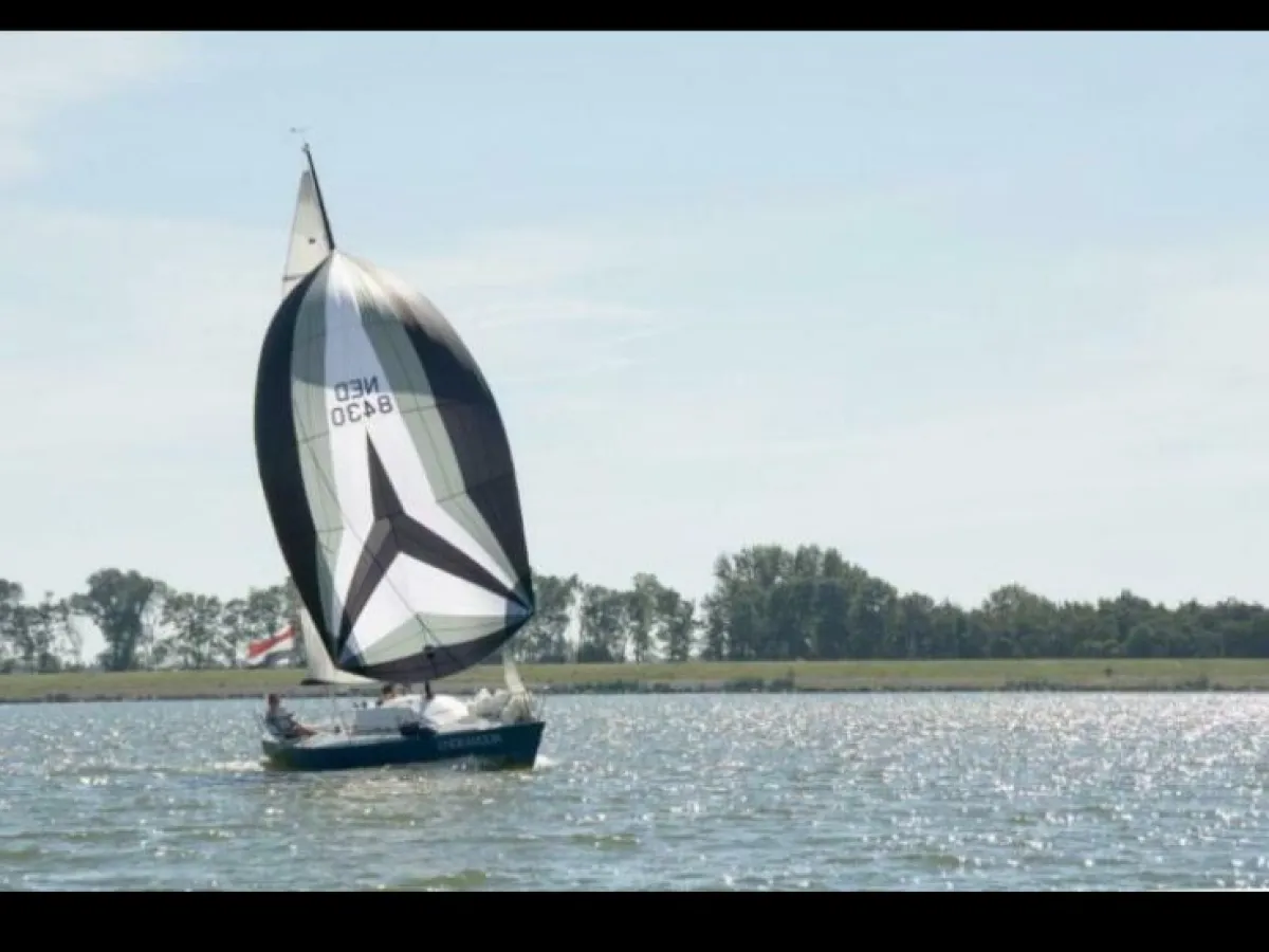Polyester Segelboot Kwarttonner One Off