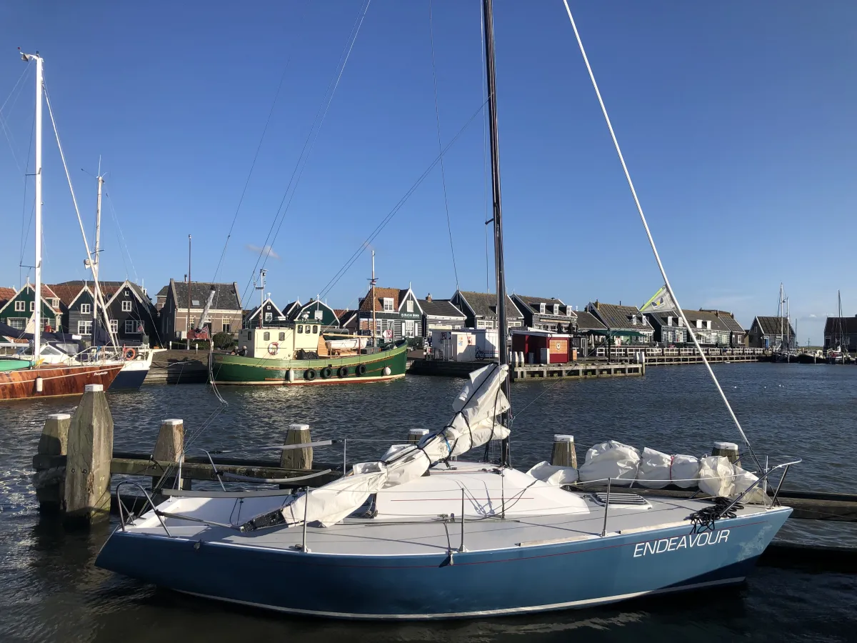 Polyester Segelboot Kwarttonner One Off