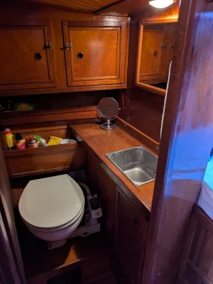 Steel Sailboat Cabin sailboat 850 Photo 11