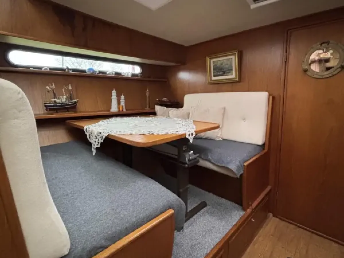 Staal Motorboot Contessa 42