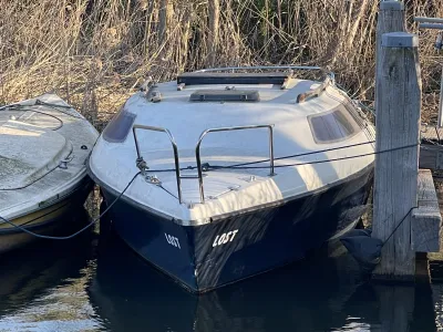Zeilboot 700