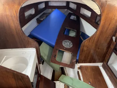 Polyester Budgetboat Cabin sailboat 650 Photo 6