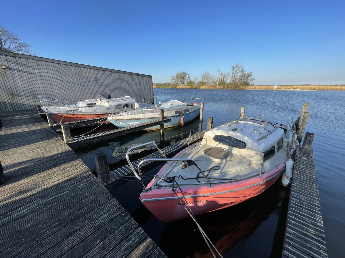 Polyester Budgetboat Cabin sailboat 650