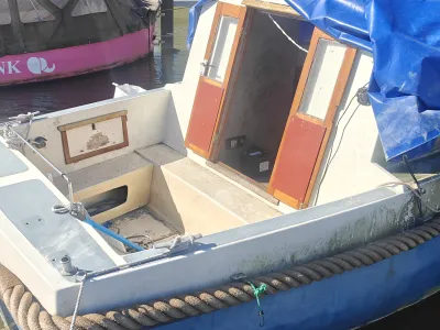 Polyester Bateau à moteur Swin Ranger 22 Photo 9