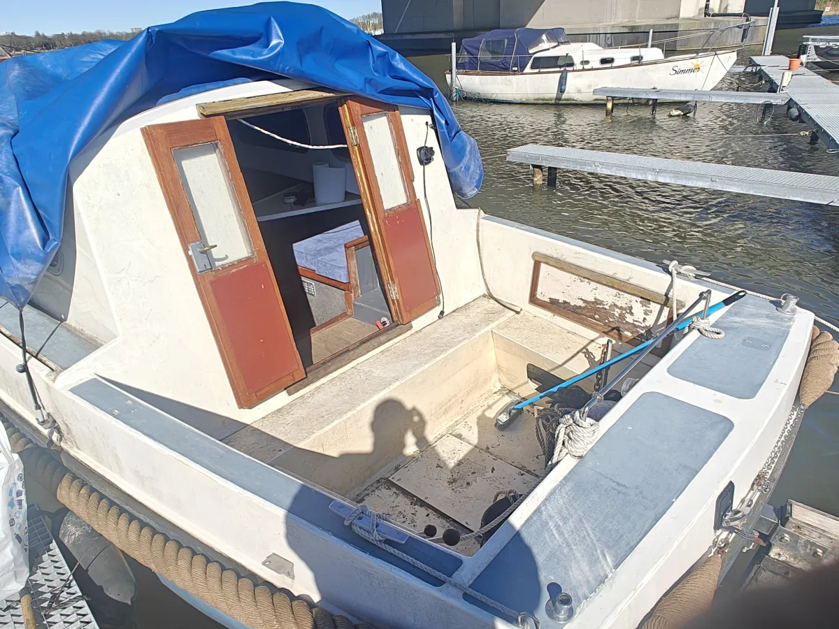 Polyester Bateau à moteur Swin Ranger 22