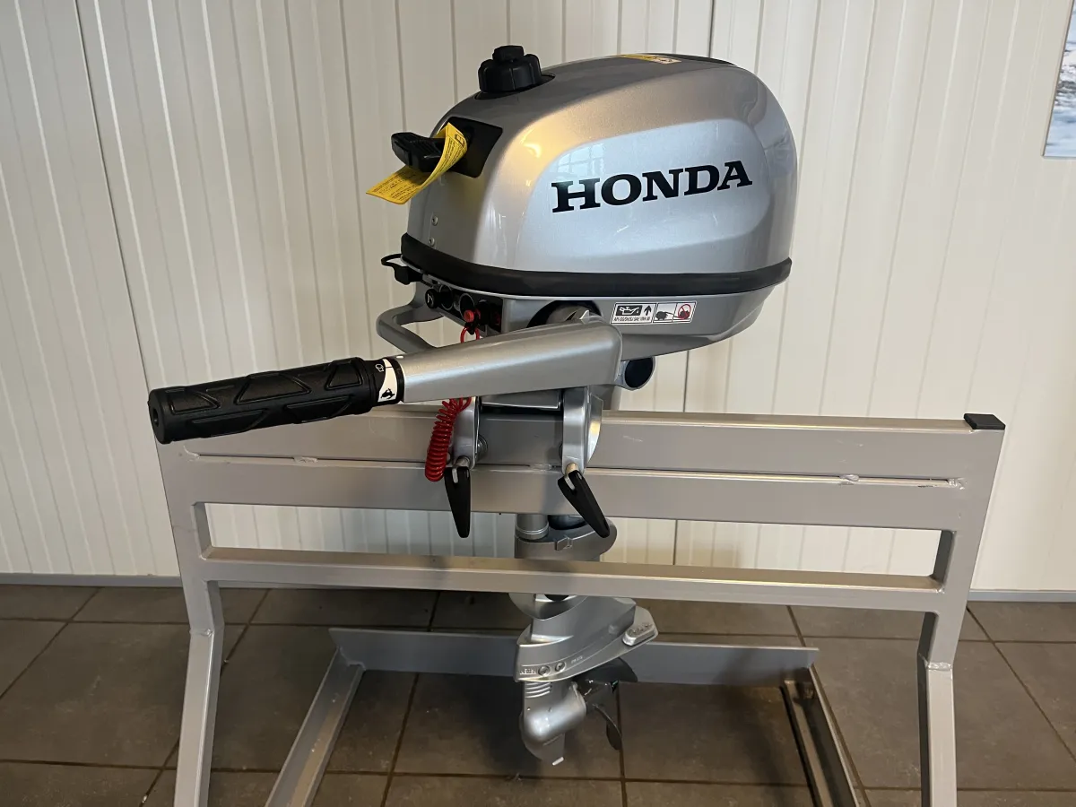  outboard motor Honda BF 6A