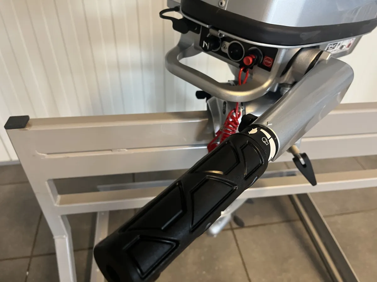  outboard motor Honda BF 6A
