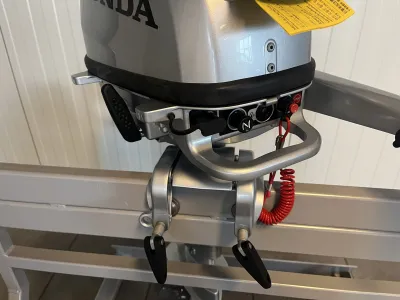  outboard motor Honda BF 6A Photo 12