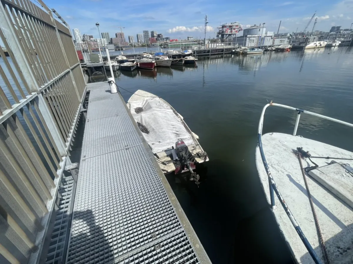 Steel Budgetboat Vlet 500