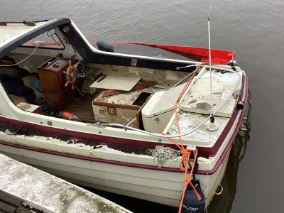 Polyester Budgetboat Cabin boat 550 Photo 2