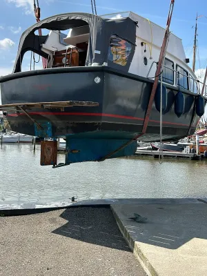 Steel Motorboat Bege Fly 900 Photo 5