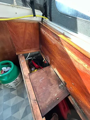 Steel Motorboat Bege Fly 900 Photo 22