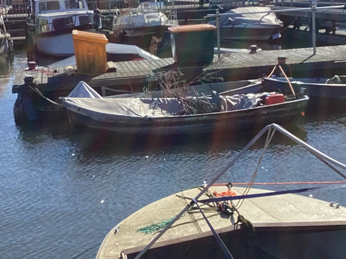 Steel Budgetboat Vlet 350