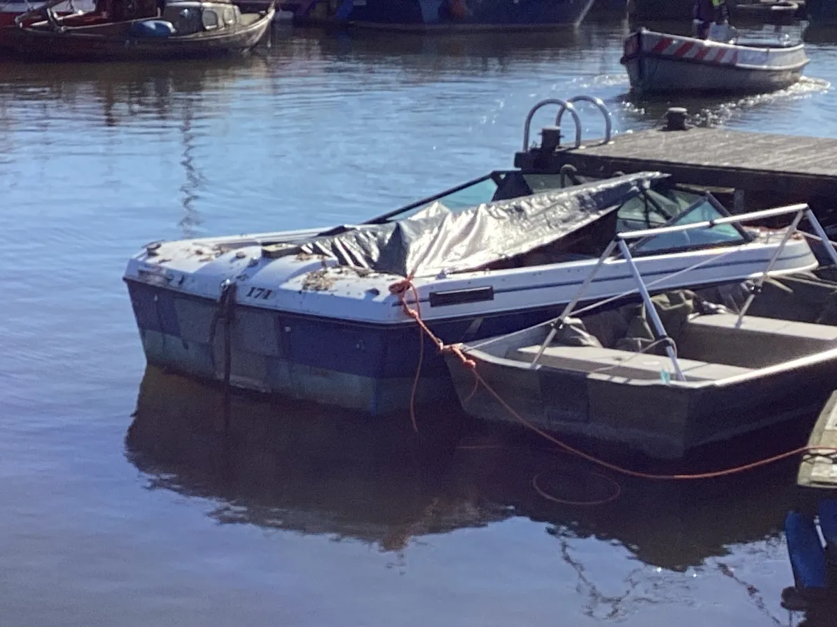 Polyester Budgetboat Speedboat 500