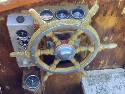 Wood Budgetboat Cabin launch 550 Photo 6
