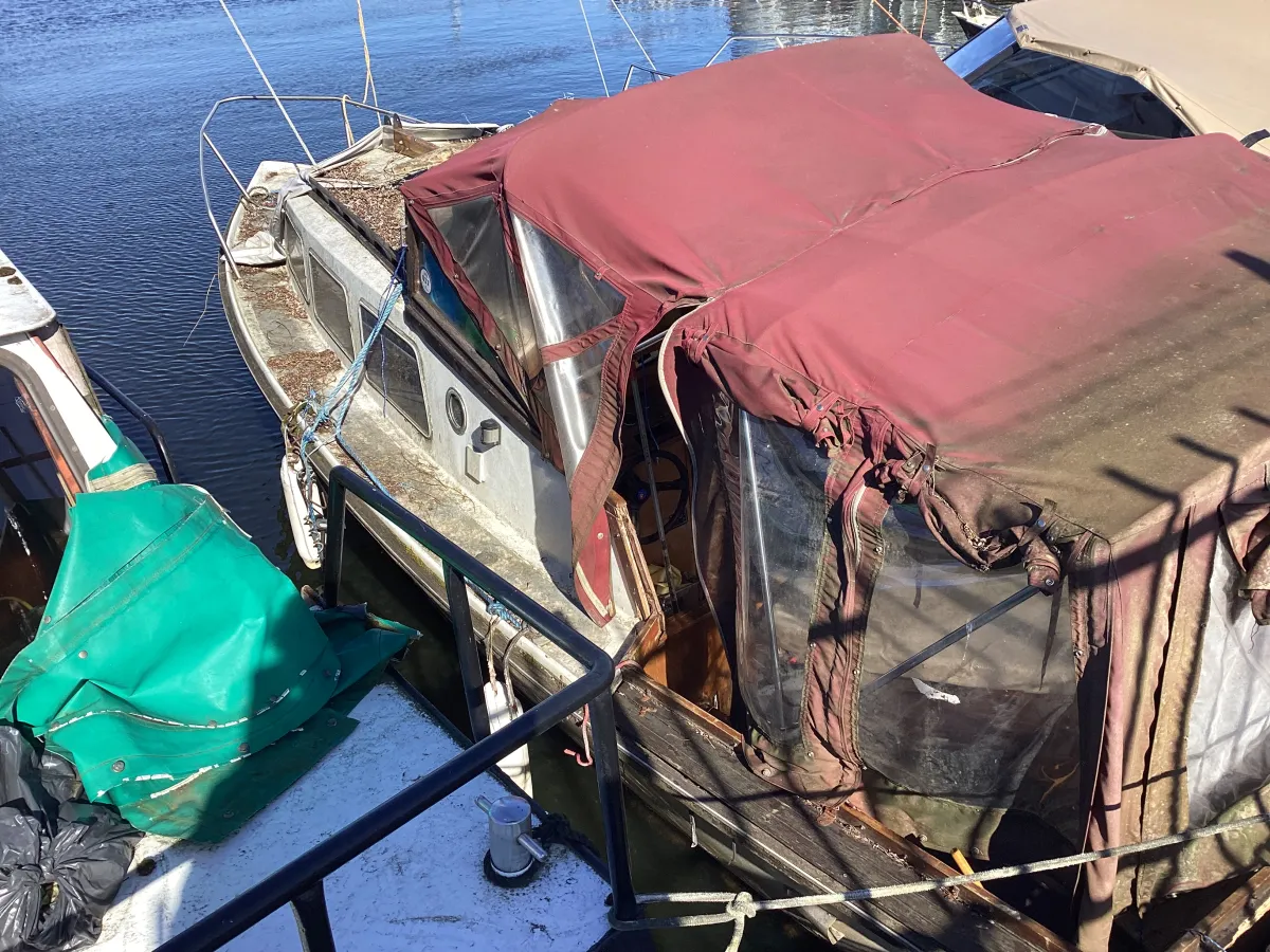 Polyester Budgetboat Cabin boat 700