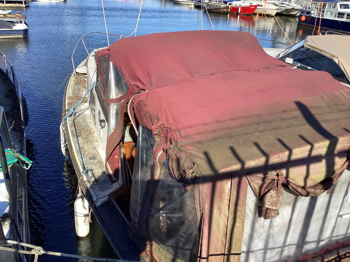 Polyester Budgetboat Cabin boat 700