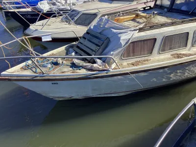 Polyester Budgetboat Cabin boat 700 Photo 0
