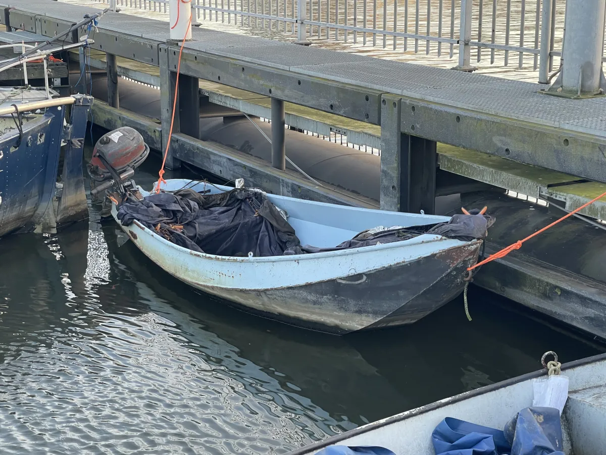 Steel Budgetboat Vlet 380