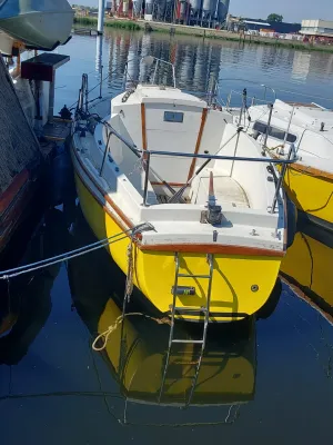 Polyester Sailboat Kievit 680 Photo 1