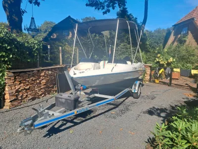 Polyester Schnellboot Dynamic 5000 Bowrider Foto 0