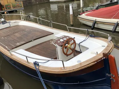 Composite Motorboat Knort 32 open Photo 1