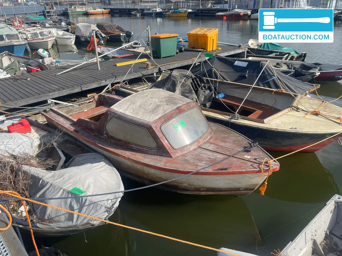 Thumbnail - Motorboat 400
