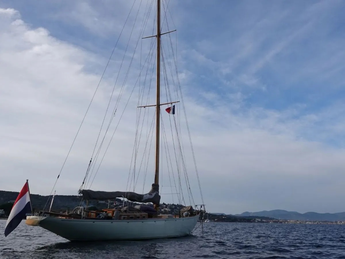 Wood Sailboat Race Bermudian Cutter