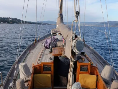 Wood Sailboat Race Bermudian Cutter Photo 2
