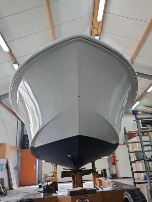 Polyester Motorboat Alpha Polaris Luxe Photo 3