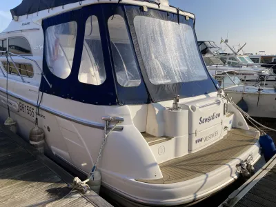 Polyester Motorboat Sealine 420 Statesman Photo 8