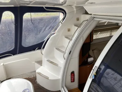 Polyester Motorboat Sealine 420 Statesman Photo 15
