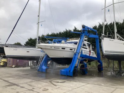 Polyester Motorboat Sealine 420 Statesman Photo 37