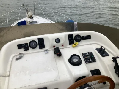 Polyester Motorboat Sealine 420 Statesman Photo 34