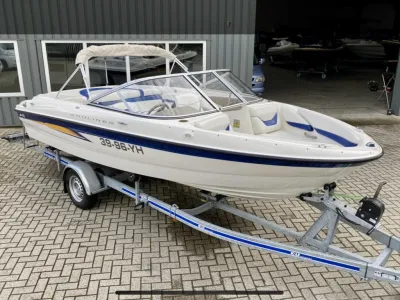 Polyester Speedboat Bayliner 185 Photo 0