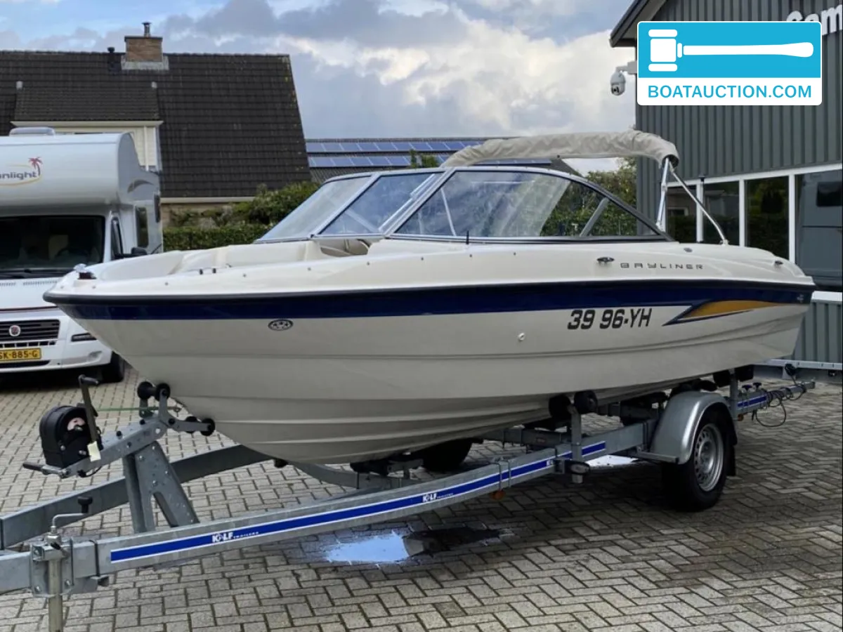 Thumbnail - Bayliner 185