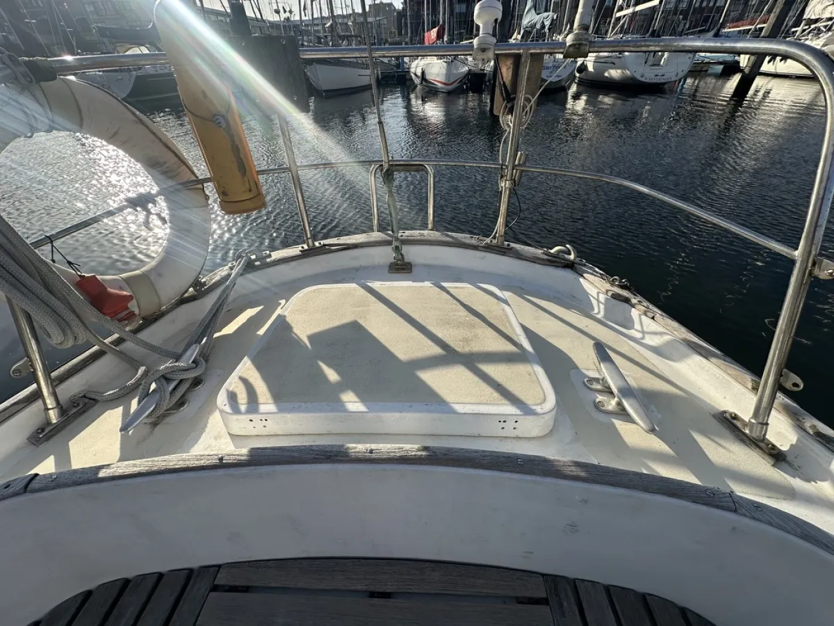 Polyester Sailboat Frans Maas Raider 35
