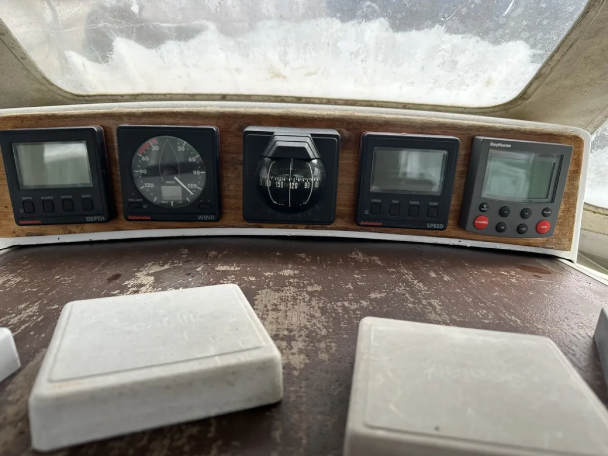 Polyester Sailboat Frans Maas Raider 35