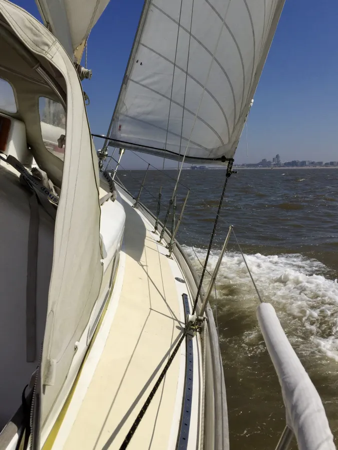 Polyester Sailboat Frans Maas Raider 35