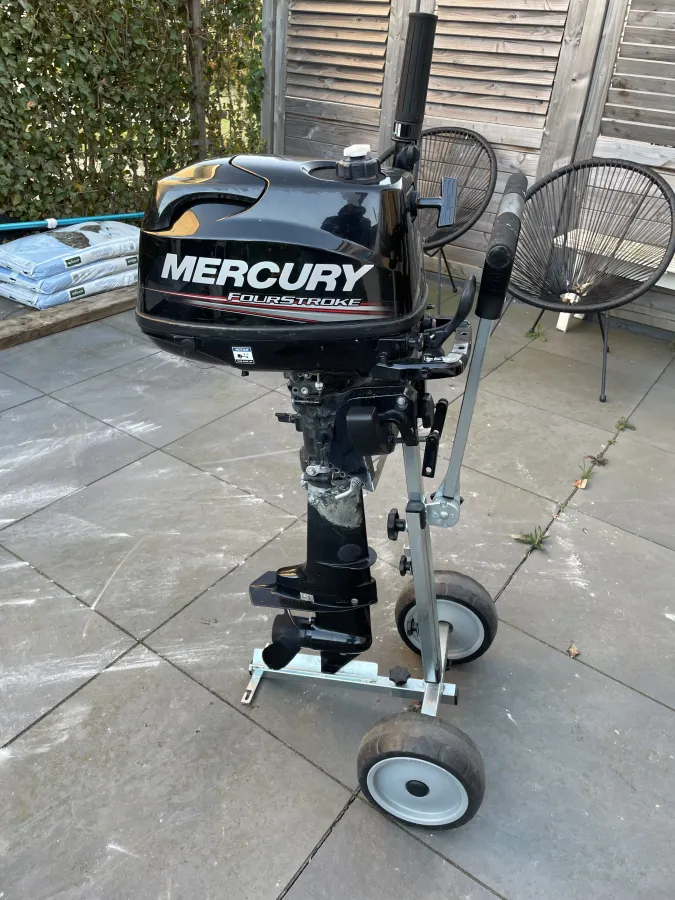  outboard motor Mercury 5pk