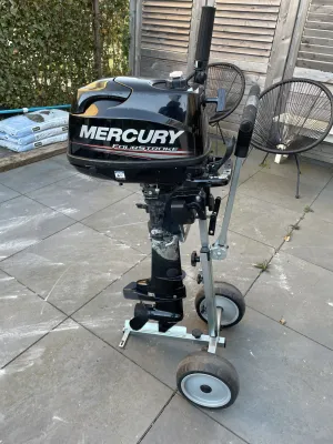  outboard motor Mercury 5pk Photo 1