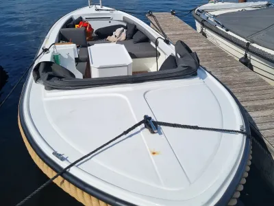 Polyester Sloop Saga 20 Photo 2