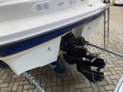 Polyester Speedboat Bayliner 185 Photo 8